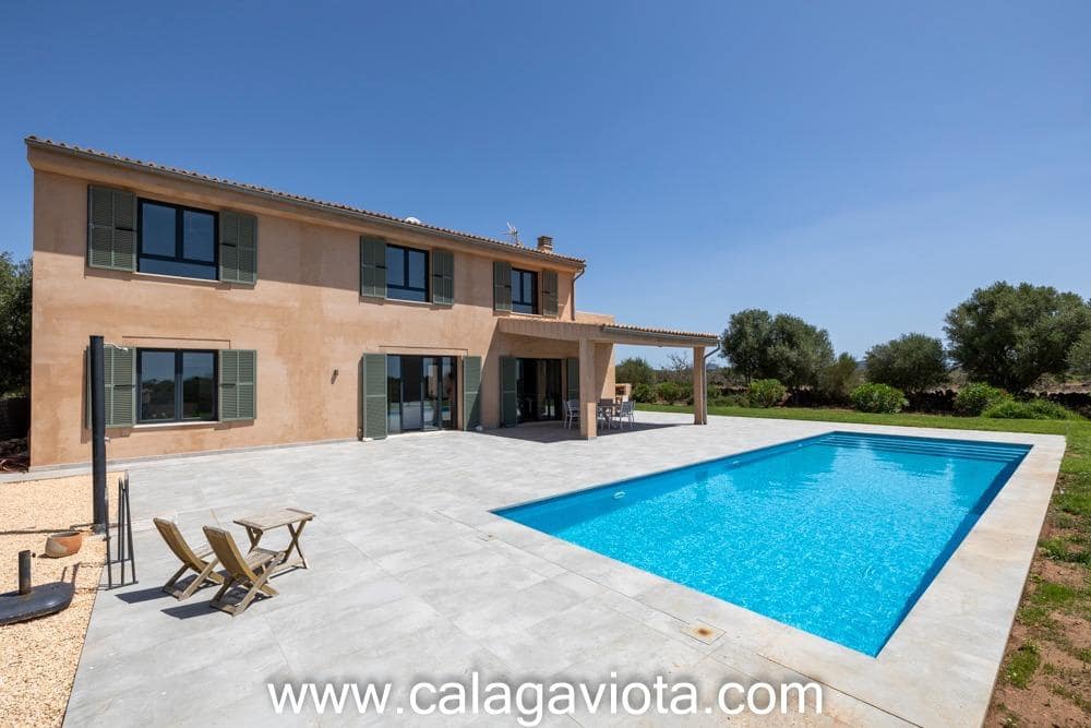 4 slaapkamer Villa te koop in Ses Salines met zwembad garage - € 1.900.000 (Ref: 10187159)