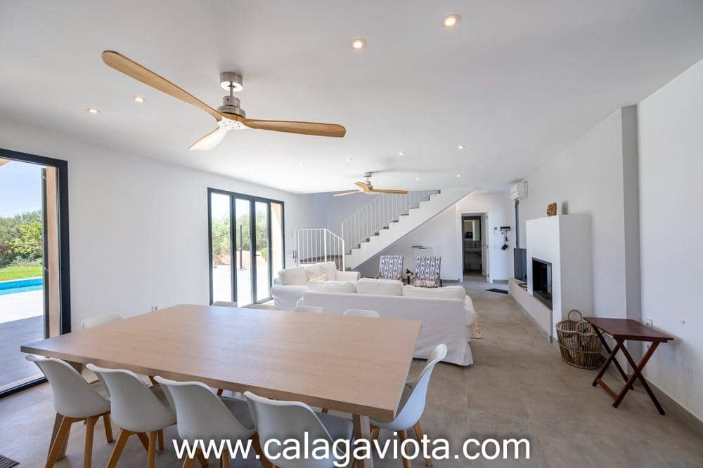 4 slaapkamer Villa te koop in Ses Salines met zwembad garage - € 1.900.000 (Ref: 10187159)
