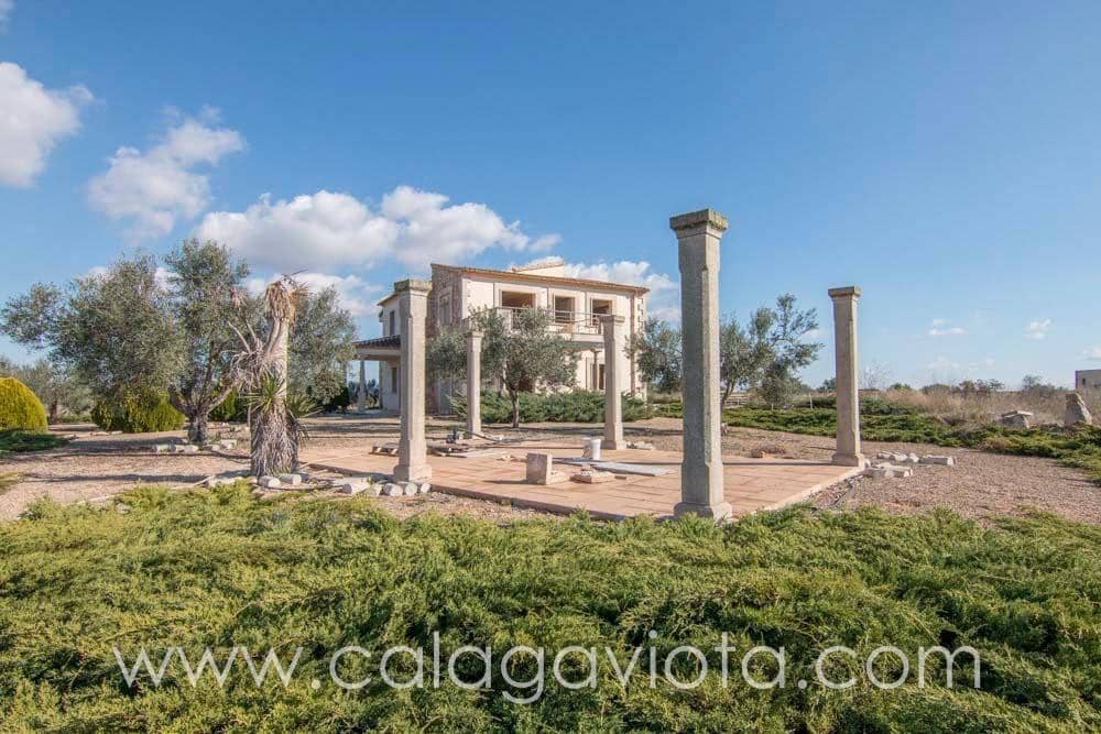 6 soverom Villa til salgs i Ses Salines med svømmebasseng garasje - € 1 300 000 (Ref: 7168120)