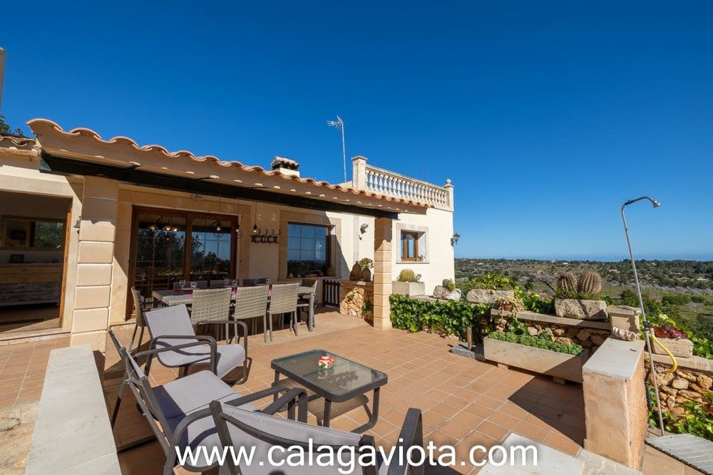 4 soveværelse Villa til salg i Portocolom med swimmingpool - € 1.490.000 (Ref: 7168184)