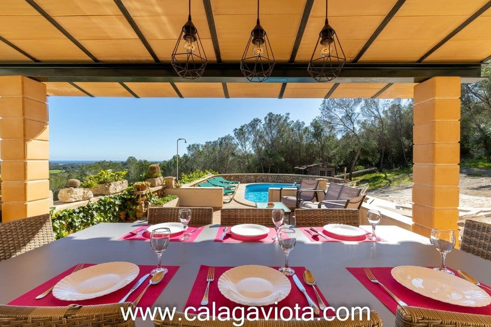 4 soveværelse Villa til salg i Portocolom med swimmingpool - € 1.490.000 (Ref: 7168184)