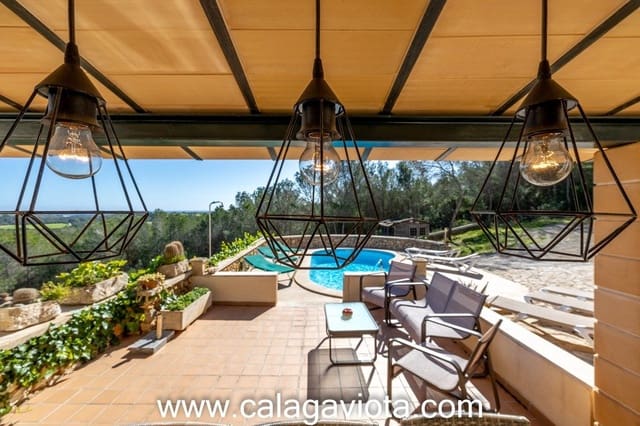 4 chambre Villa/Maison à vendre à Portocolom, Felanitx avec piscine - 1 490 000 € (Ref: 7168184)