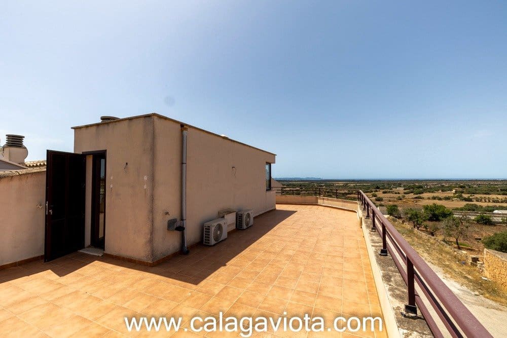 3 soveværelse Rækkehus til salg i Ses Salines - € 895.000 (Ref: 7168195)