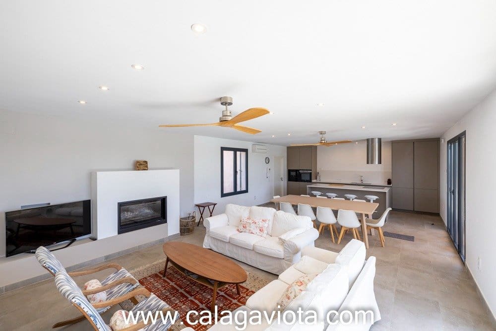 4 camera da letto Villa da affittare in Ses Salines con piscina - 3.850 € (Rif: 7168205)