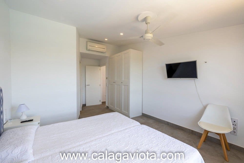 4 camera da letto Villa da affittare in Ses Salines con piscina - 3.850 € (Rif: 7168205)