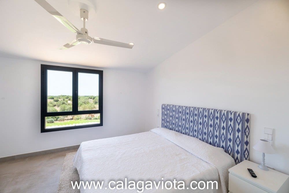 4 camera da letto Villa da affittare in Ses Salines con piscina - 3.850 € (Rif: 7168205)