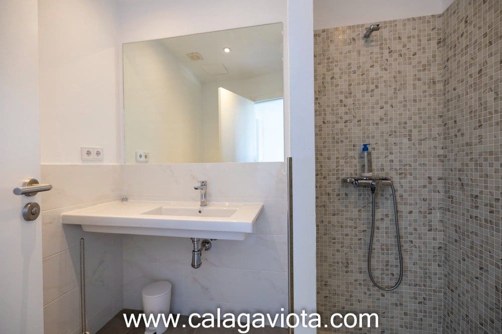 4 camera da letto Villa da affittare in Ses Salines con piscina - 3.850 € (Rif: 7168205)