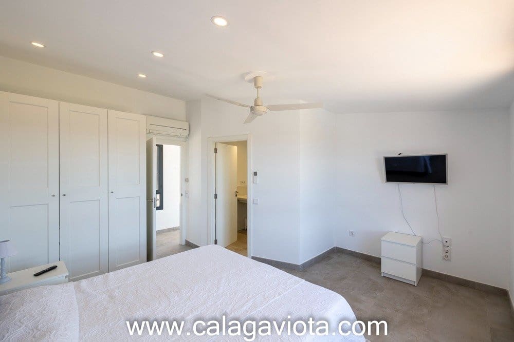 4 camera da letto Villa da affittare in Ses Salines con piscina - 3.850 € (Rif: 7168205)