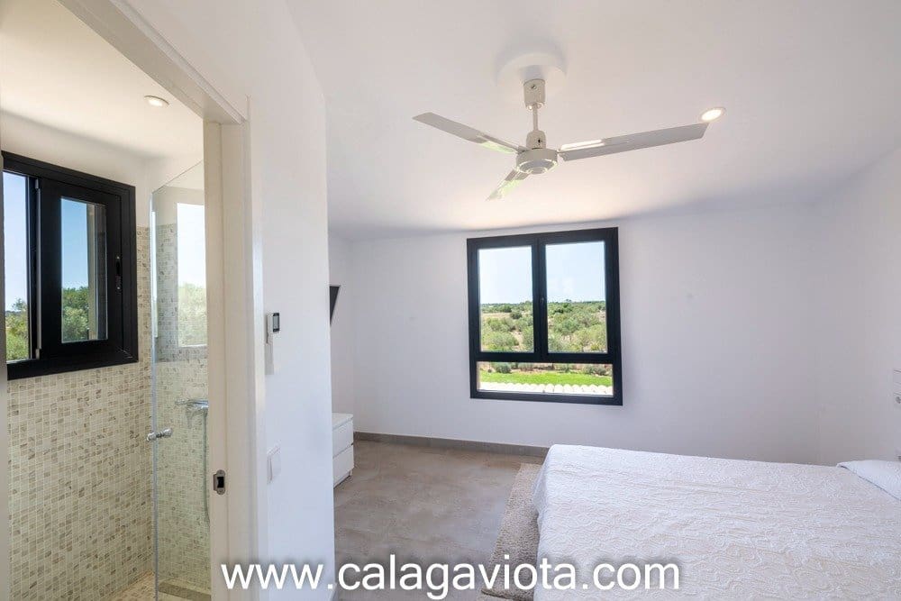 4 camera da letto Villa da affittare in Ses Salines con piscina - 3.850 € (Rif: 7168205)
