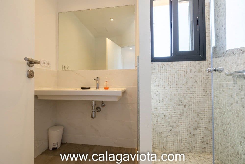 4 camera da letto Villa da affittare in Ses Salines con piscina - 3.850 € (Rif: 7168205)