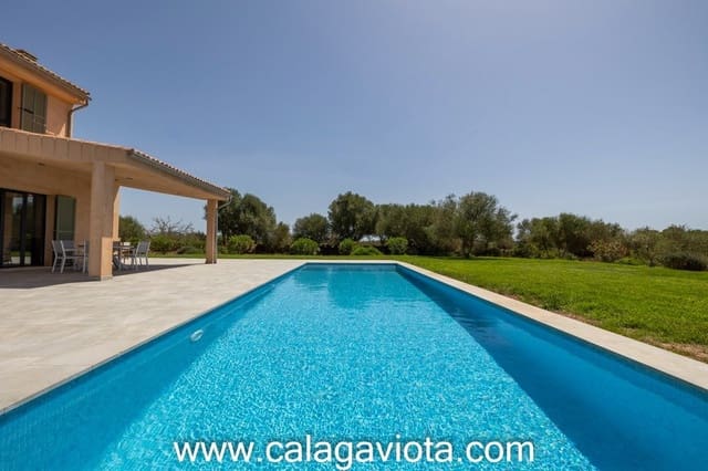 4 bedroom Villa for rent in Ses Salines with pool - € 3,850 (Ref: 7168205)