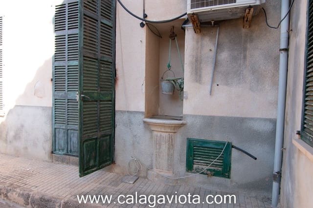 Byhus til salg i Ses Salines - € 385.000 (Ref: 7168234)