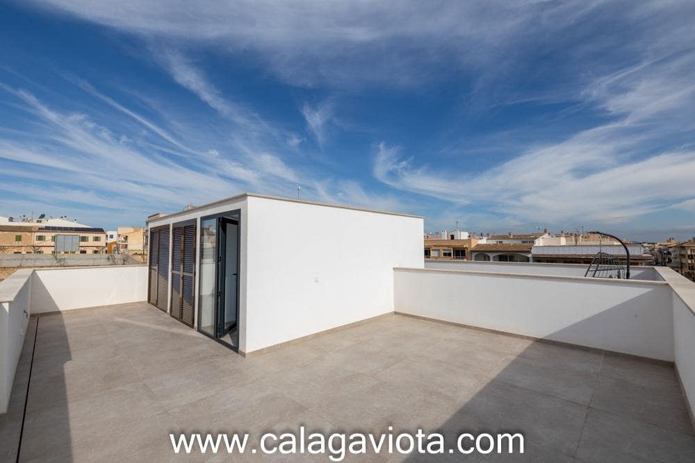 3 bedroom Terraced Villa for sale in Colonia de Sant Jordi with pool garage - € 640,000 (Ref: 7782522)