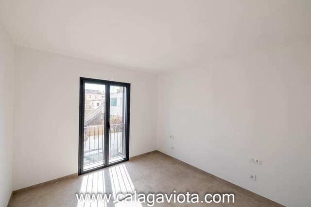 3 slaapkamer Rijtjeshuis te koop in Colonia de Sant Jordi, Ses Salines met zwembad garage - € 640.000 (Ref: 7782522)