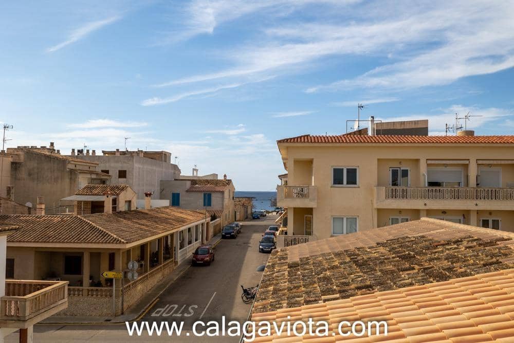 3 bedroom Terraced Villa for sale in Colonia de Sant Jordi with pool garage - € 640,000 (Ref: 7782522)