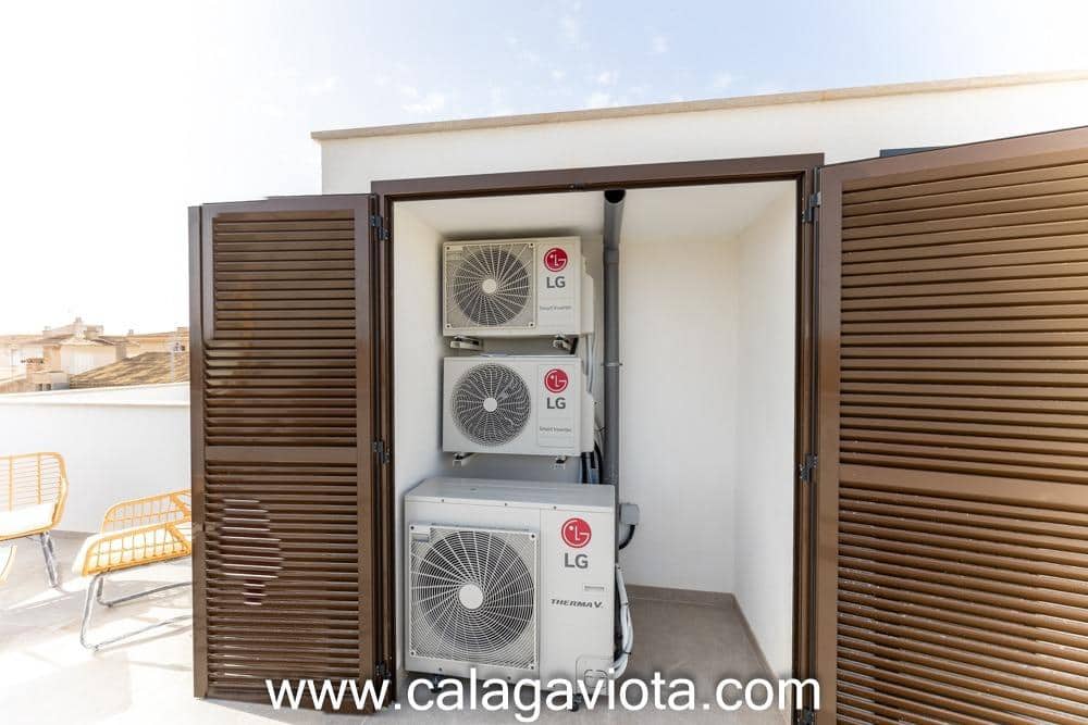 2 soveværelse Rækkehus til salg i Colonia de Sant Jordi med swimmingpool garage - € 660.000 (Ref: 7782523)