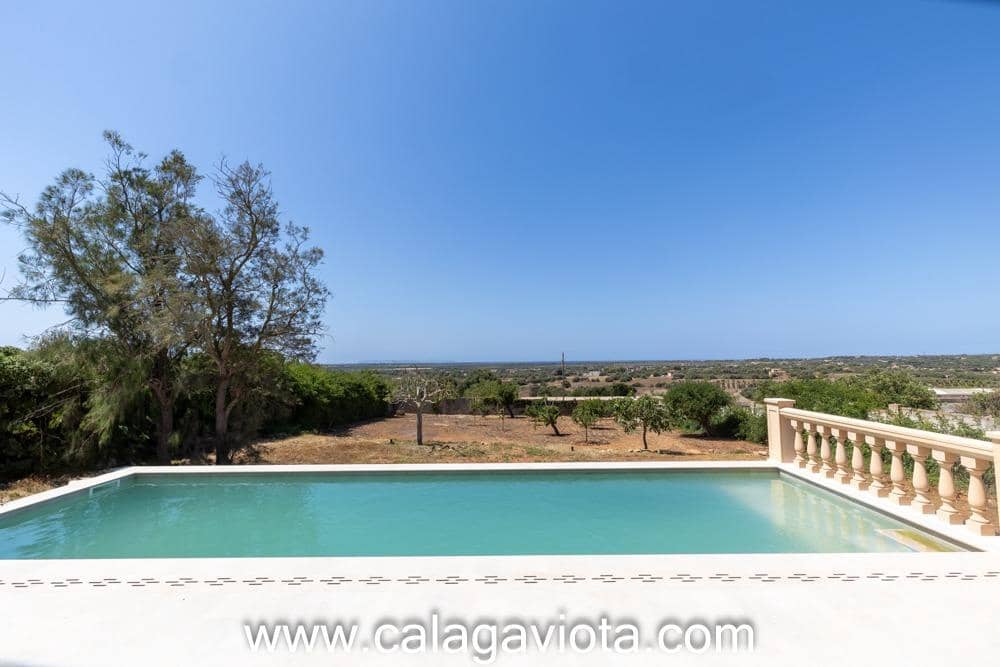 6 soveværelse Byhus til salg i Ses Salines med swimmingpool - € 2.750.000 (Ref: 8343298)