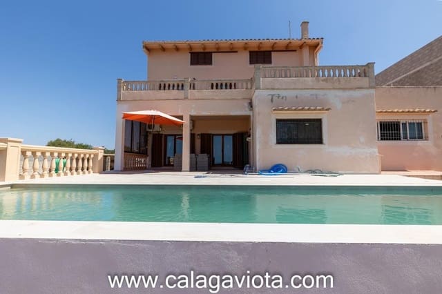 6 soveværelse Byhus til salg i Ses Salines med swimmingpool - € 2.750.000 (Ref: 8343298)