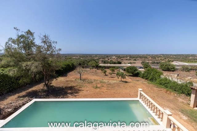 6 soveværelse Byhus til salg i Ses Salines med swimmingpool - € 2.750.000 (Ref: 8343298)