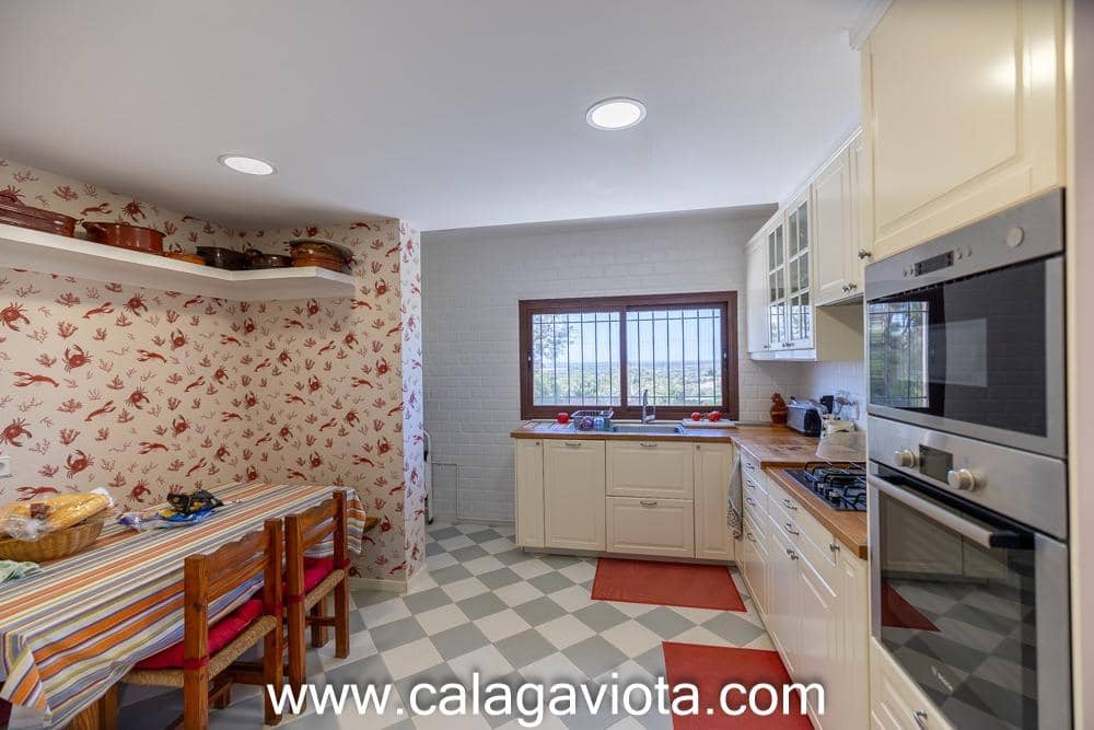 6 soveværelse Byhus til salg i Ses Salines med swimmingpool - € 2.750.000 (Ref: 8343298)