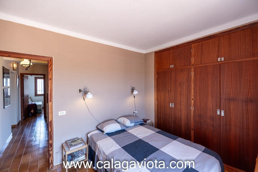 6 soveværelse Byhus til salg i Ses Salines med swimmingpool - € 2.750.000 (Ref: 8343298)