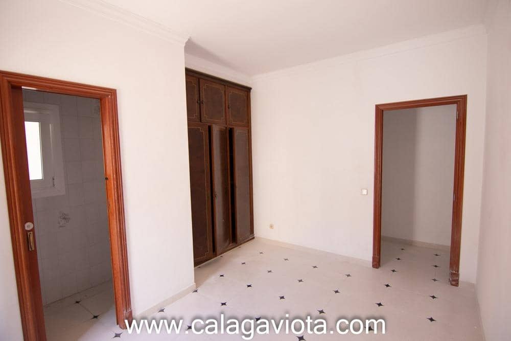 4 bedroom Flat for sale in Felanitx - € 480,000 (Ref: 8343302)