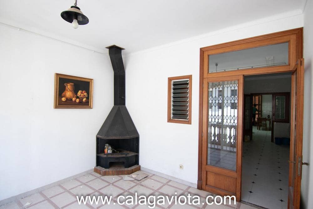 4 bedroom Flat for sale in Felanitx - € 480,000 (Ref: 8343302)