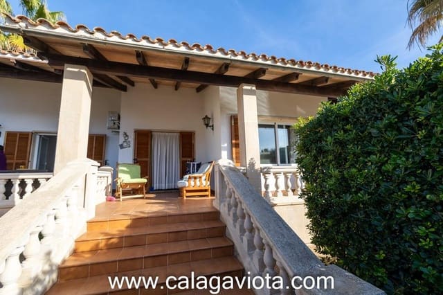 3 bedroom Villa for sale in Colonia de Sant Jordi, Ses Salines with pool garage - € 900,000 (Ref: 8343303)