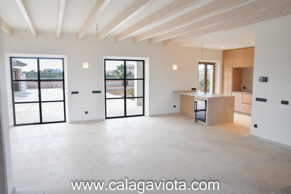 5 soveværelse Villa til salg i Es Llombards - € 2.980.000 (Ref: 8634753)