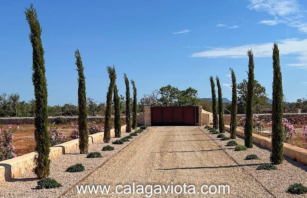 5 soveværelse Villa til salg i Es Llombards - € 2.980.000 (Ref: 8634753)