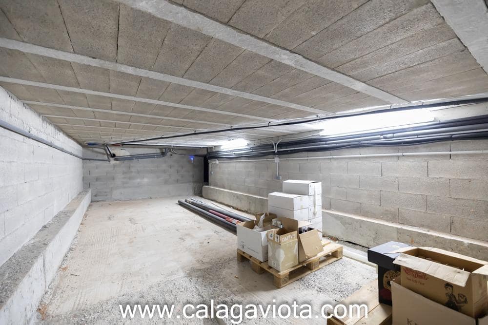 5 bedroom Villa for sale in Ses Salines with pool - € 3,250,000 (Ref: 8652373)