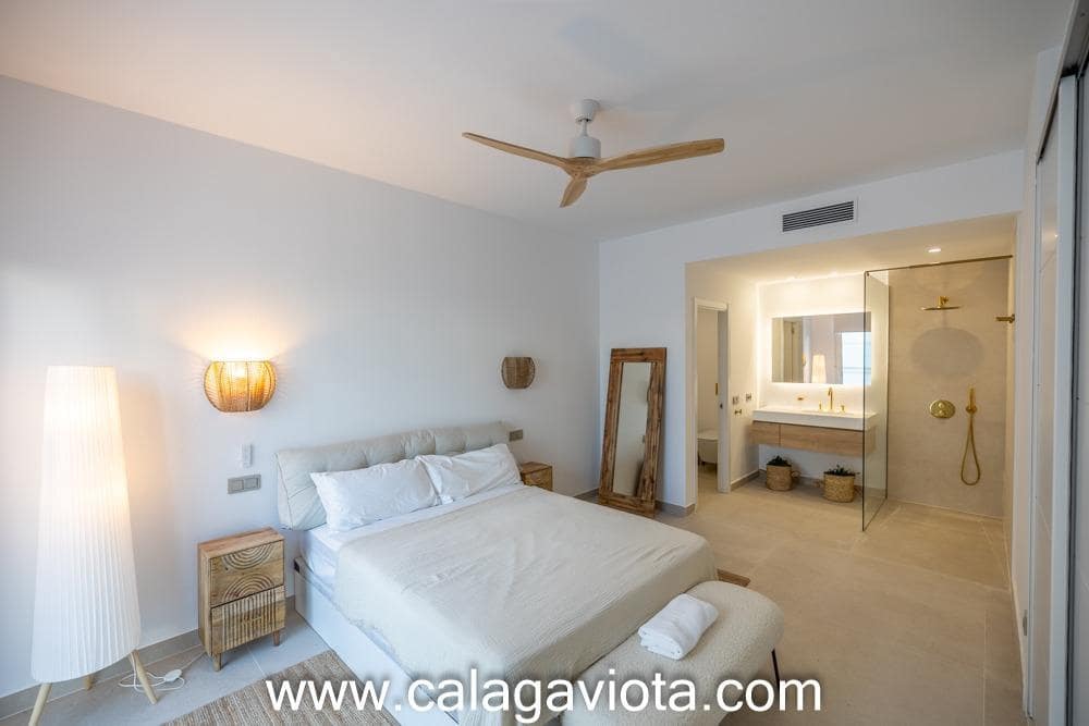 3 sypialnia Mieszkanie na sprzedaż w Ses Salines z basenem - 850 000 € (Ref: 8729875)