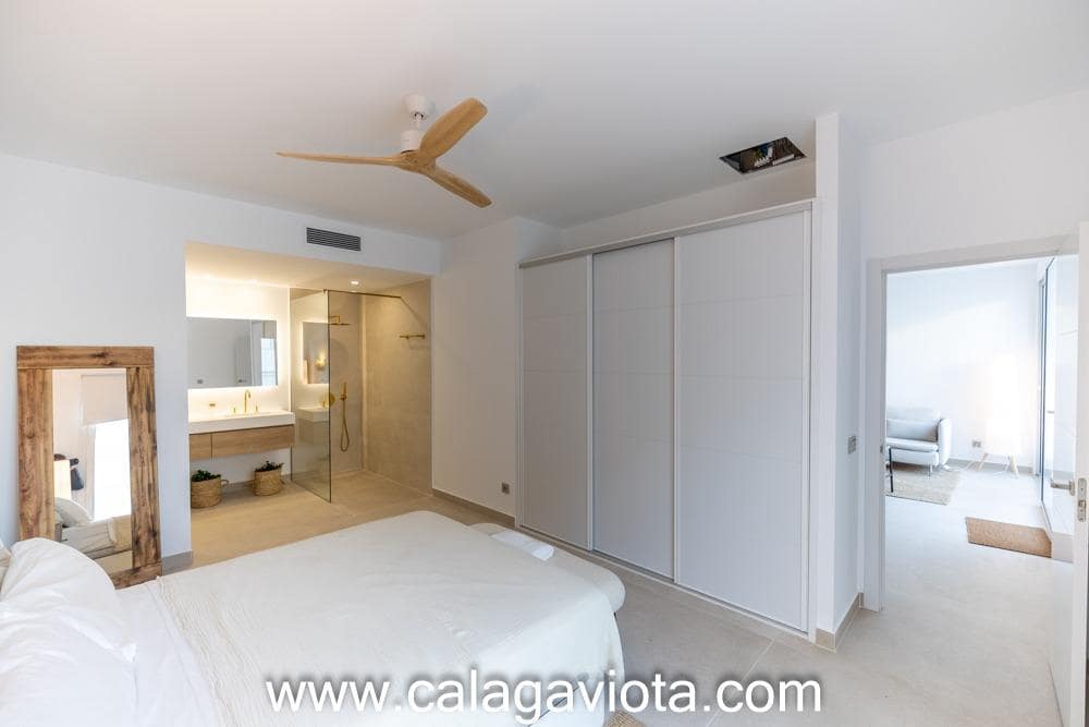 3 sypialnia Mieszkanie na sprzedaż w Ses Salines z basenem - 850 000 € (Ref: 8729875)