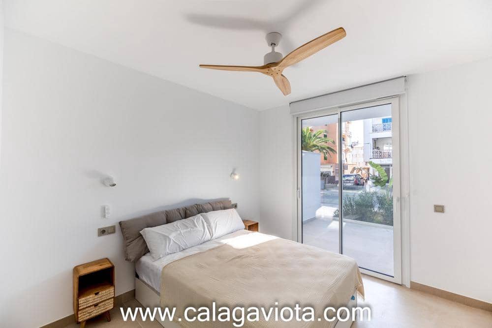 3 sypialnia Mieszkanie na sprzedaż w Ses Salines z basenem - 850 000 € (Ref: 8729875)