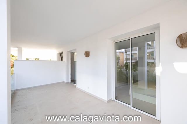 3 sypialnia Mieszkanie na sprzedaż w Ses Salines z basenem - 850 000 € (Ref: 8729875)