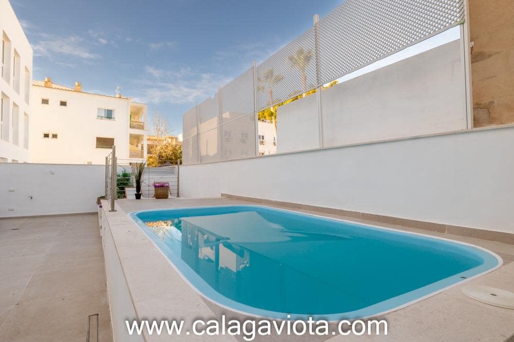 3 sypialnia Mieszkanie na sprzedaż w Ses Salines z basenem - 850 000 € (Ref: 8729875)