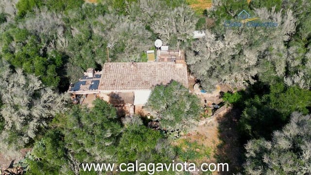 2 slaapkamer Finca/Landhuis te koop in Ses Salines - € 550.000 (Ref: 8738029)