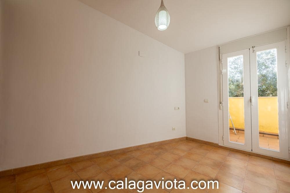 4 bedroom Terraced Villa for sale in Ses Salines with garage - € 585,000 (Ref: 8789580)