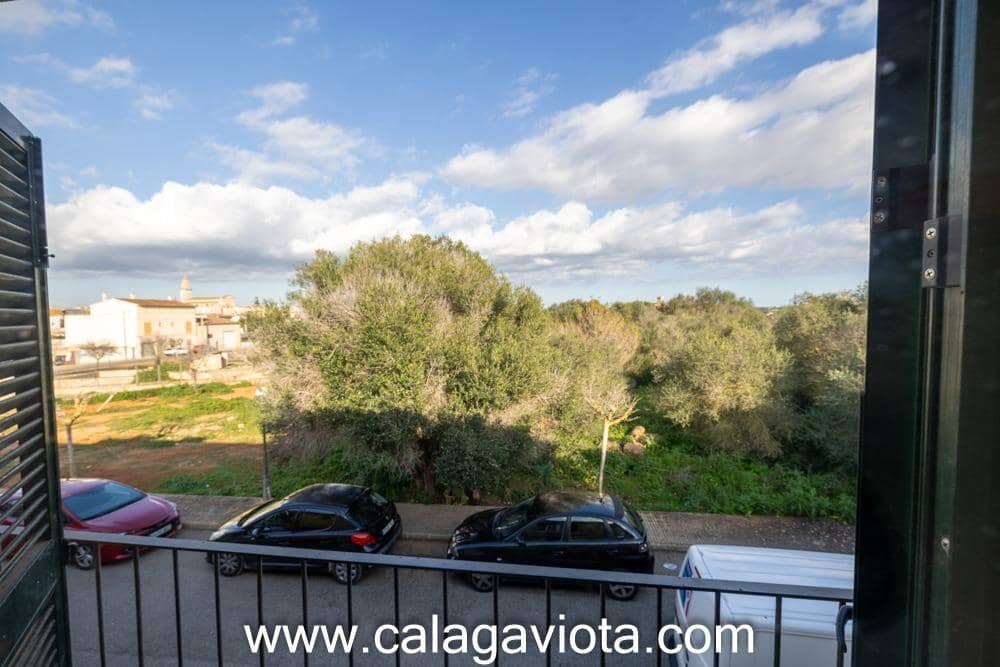 4 bedroom Terraced Villa for sale in Ses Salines with garage - € 585,000 (Ref: 8789580)