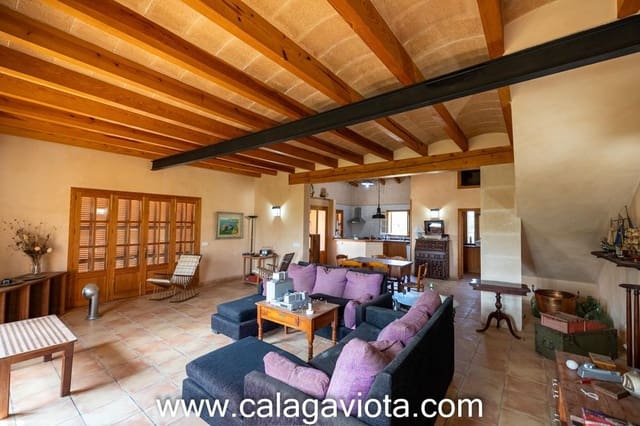 2 slaapkamer Finca/Landhuis te koop in Ses Salines - € 1.199.000 (Ref: 8911191)
