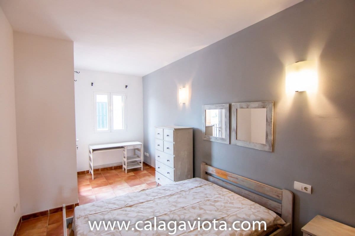 3 camera da letto Villetta a Schiera da affittare in Ses Salines - 1.600 € (Rif: 9004880)