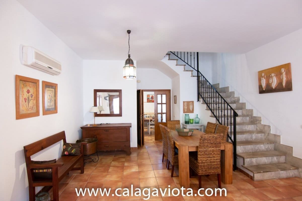 3 camera da letto Villetta a Schiera da affittare in Ses Salines - 1.600 € (Rif: 9004880)