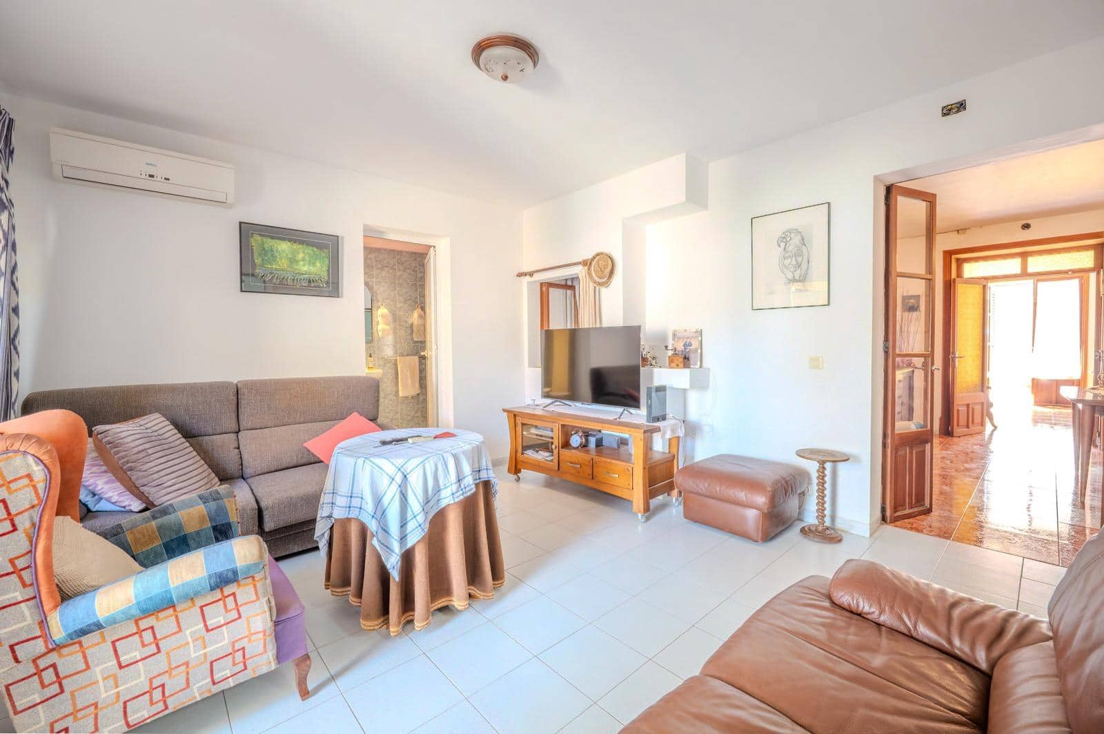 4 soveværelse Byhus til salg i Ses Salines - € 495.000 (Ref: 9141629)