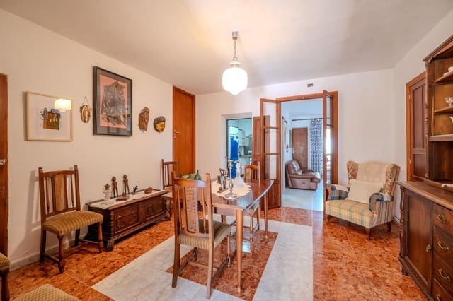 4 soveværelse Byhus til salg i Ses Salines - € 495.000 (Ref: 9141629)