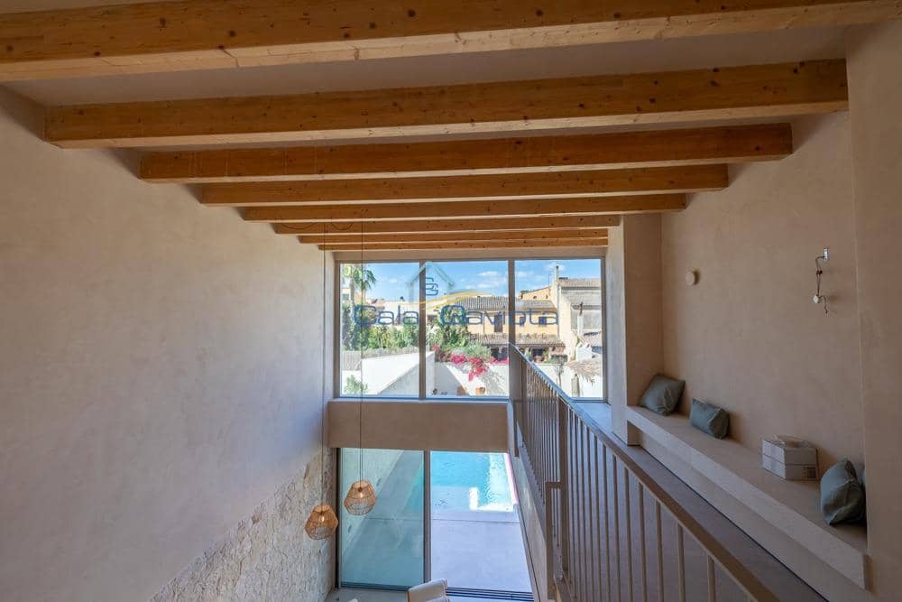 4 bedroom Townhouse for sale in Ses Salines with pool garage - € 2,550,000 (Ref: 9153997)