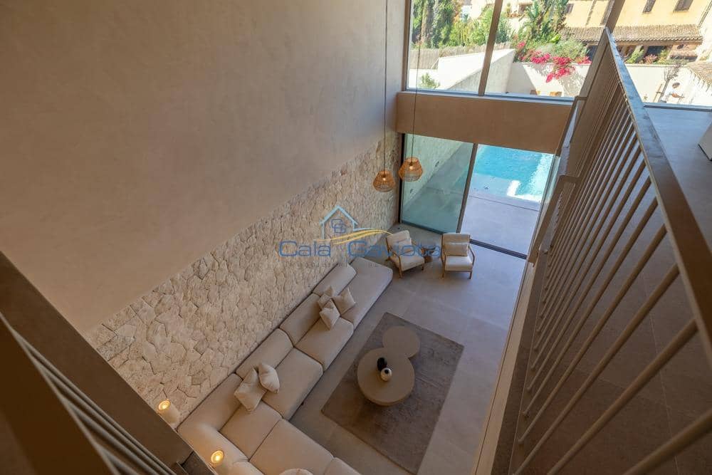 4 bedroom Townhouse for sale in Ses Salines with pool garage - € 2,550,000 (Ref: 9153997)