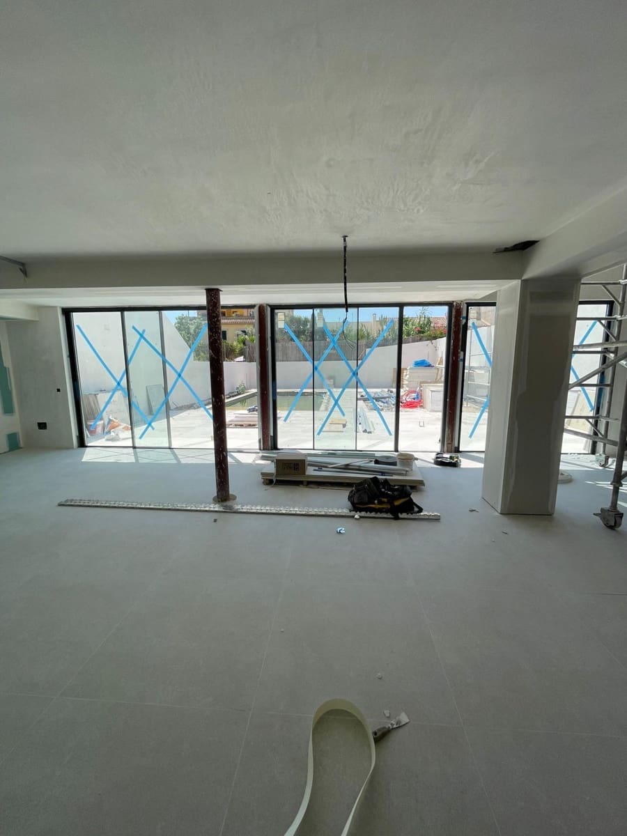 4 soveværelse Rækkehus til salg i Ses Salines med garage - € 2.300.000 (Ref: 9161040)