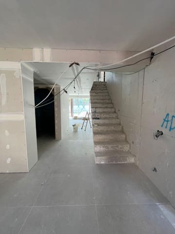 4 soveværelse Rækkehus til salg i Ses Salines med garage - € 2.300.000 (Ref: 9161040)