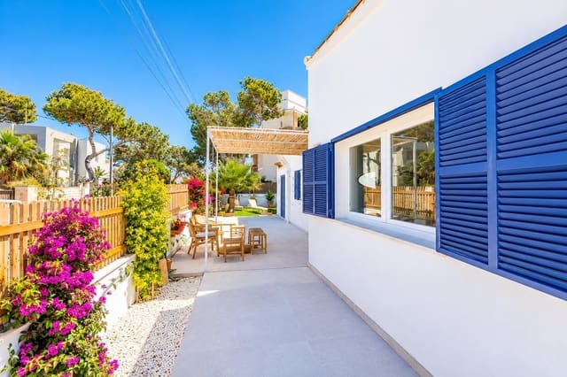 3 makuuhuone Huvila myytävänä paikassa Colonia de Sant Jordi, Ses Salines mukana uima-altaan - 1 250 000 € (Ref: 9171489)