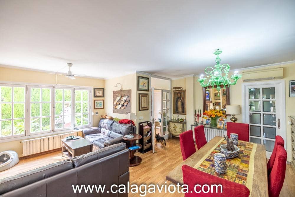 3 bedroom Semi-detached Villa for sale in Colonia de Sant Jordi - € 730,000 (Ref: 9191093)